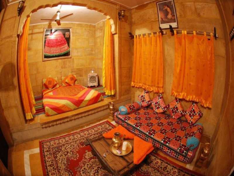 Stay In A Budget Inside The Fort - Desert Boy Guest House - Jaisalmer |