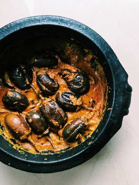 Stuffed Brinjal In Peanut Coconut Curry - Purple Cinnamon
