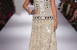 Stunning Mirror-Work Lehengas To Swoon!