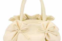 Style Youself with Handbags this Summer.