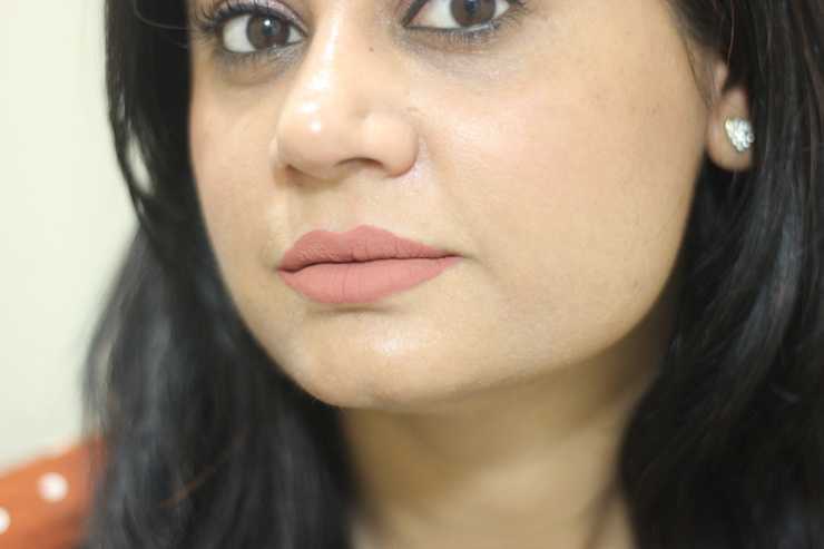 Sugar Smudge Me Not Liquid Lipstick Wooed By Nude Review Swatches