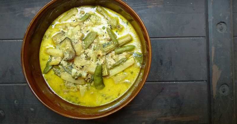 Sukto With Jukti Phool