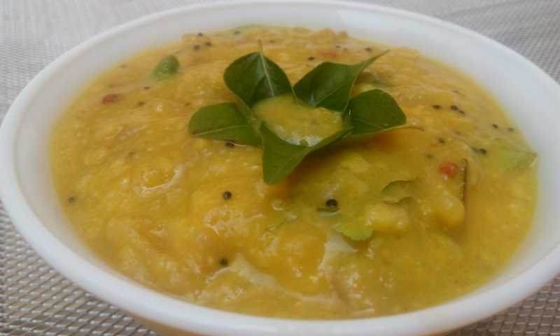 Super Simple Maanga Paruppu/ Raw Mango Dal Curry For Lunch