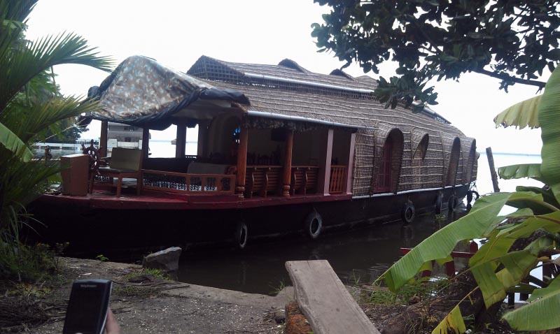 Surreal Journey To Alleppey | Home | ThousandMilesTravelled