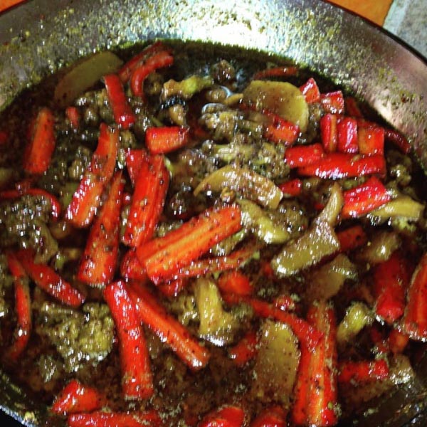 Sweet And Sour Winter Pickle Cauliflower+Carrot+Turnip+Dates - Desi Paleo