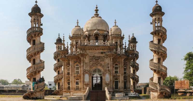 TOP 5 PLACES TO VISIT IN GUJARAT