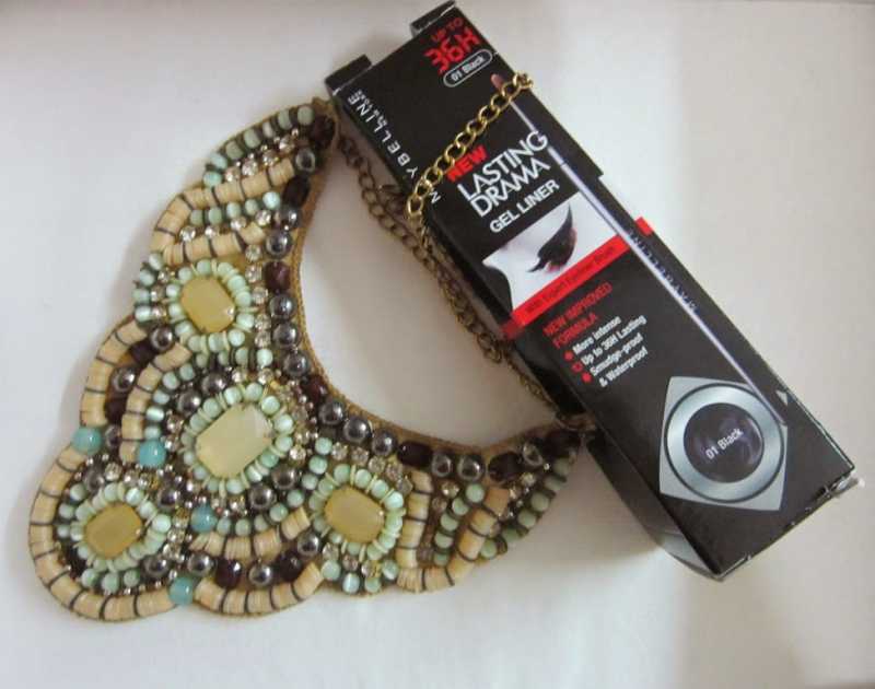 Tangerine Tantrums: Review Maybelline Lasting Drama Gel Eye Liner Black