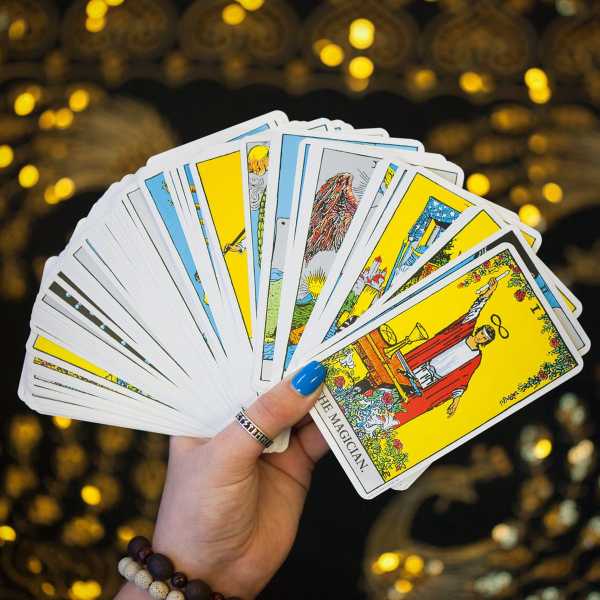 Tarot Card Readings For October 2018