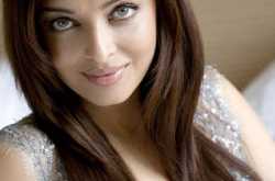 Thanks from Aishwarya Rai to her Fans For Anniversary Wishes!