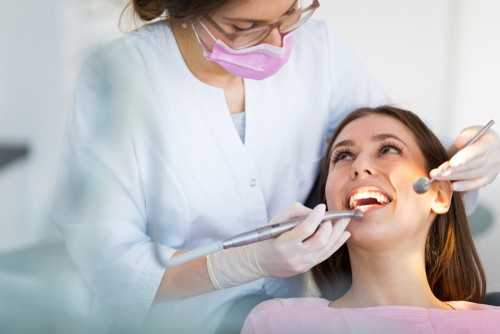 The Benefits Of A Chipped Teeth Crown Dentist Eugene Oregon | MedicTips