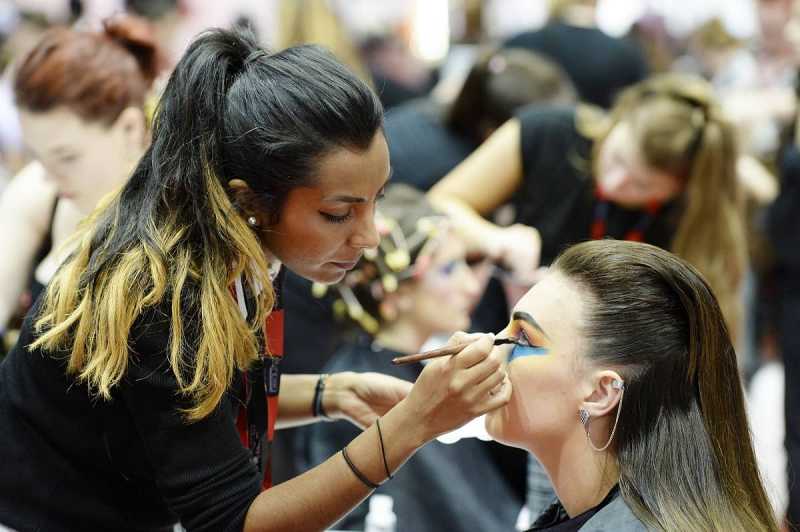 The Chicest Makeup Trends For The Summer 2019 | MyBeautyGym