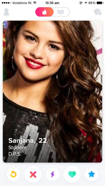 The Curious Case Of TINDER Girls