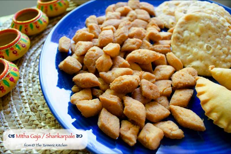 The Diwali Faraal Making Escapade-Part I ~ Mitha Gaja / Shankarpale~