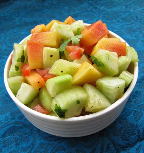 The Healthy Tasty Cucumber Papaya Salad