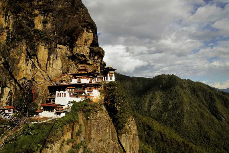 The Himalayan Mountains Are Magical. Every Corner Of This Place Casts A Magical Spell To Make You Want To Come Back For Its Spirituality, Peace And The Religious Respect. Here Is A List Of The Top 10 Himalayan Monasteries You Can Stay In.
