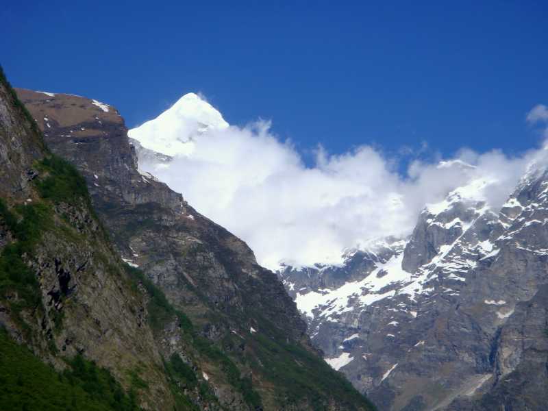 The Ice Maiden - The Style Symphony