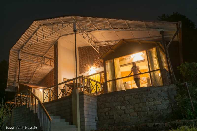 The Misty Mountains Himalayan Retreat Review - A Offbeat Hotel In Uttarakhand