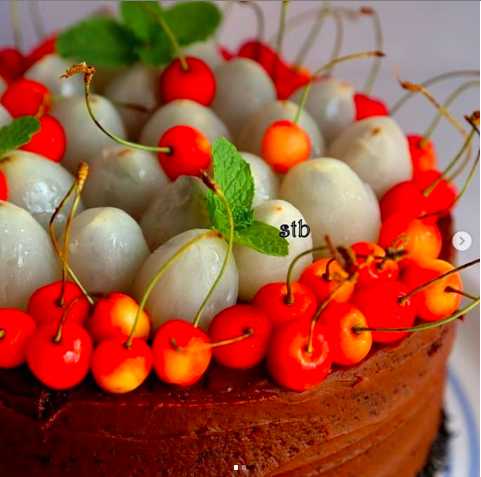 The Most Decadent Gift For Your Sweet Tooth!