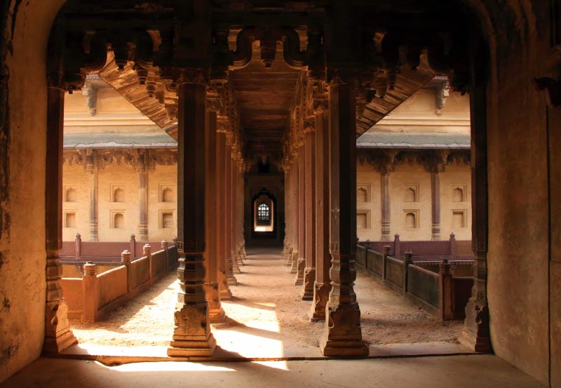 The Palace Of Datia ; An Architectural Gem Of India