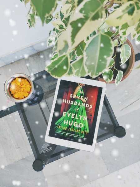 The Seven Husbands Of Evelyn Hugo - Taylor Jenkins Reed