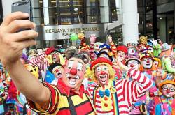 The Social Media Circus