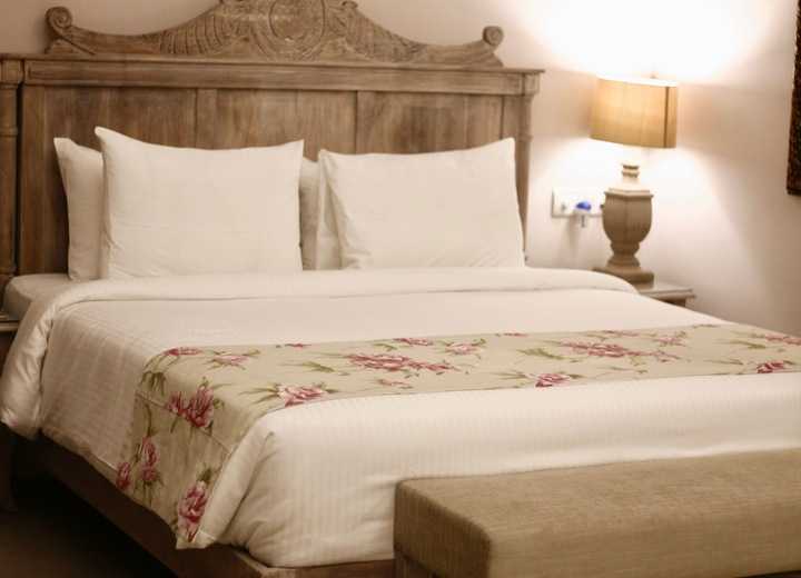 The Art Of Throwing A Bachelorette-II