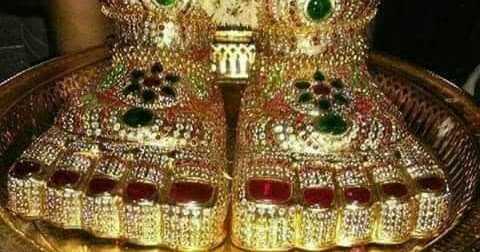 The Miracle Of Madurai Meenakshi Amman