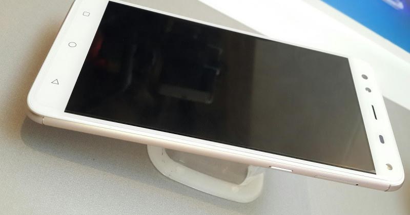 The New Star In Town - Mobiistar (Review XQ Dual)