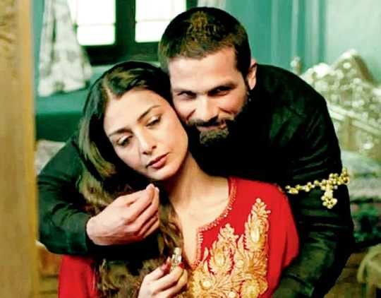 The “oedipus Complex” - HAIDER Has Subtle & Simmering Glimpses Of It