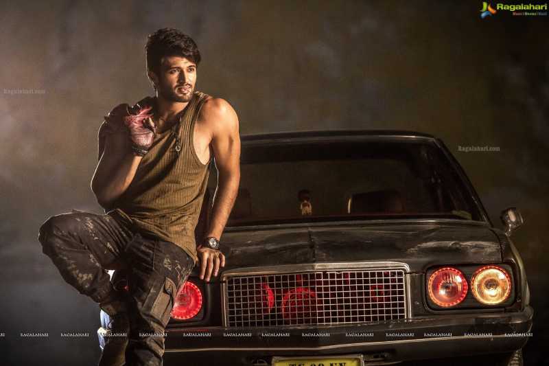 Theatre Plays To Mainstream Cinema: Vijay Devarakonda Continues To Shatter Records