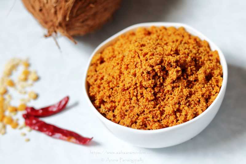 Thengai Podi | Chammanthi Podi | Roasted Coconut Chutney Powder