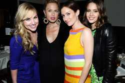 This domain name CO.CC is for sale.