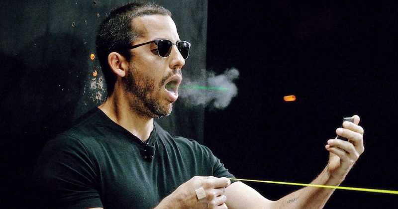 This Is The Mentally Toughest Person On Earth: David Blaine.