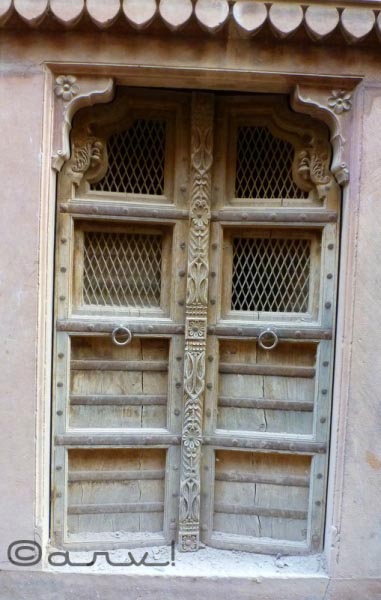 Thursday Doors/ Abandoned Haveli Door, Bikaner