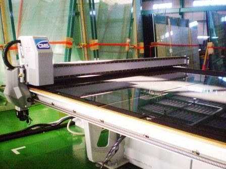 Tilting Glass Cutting Table