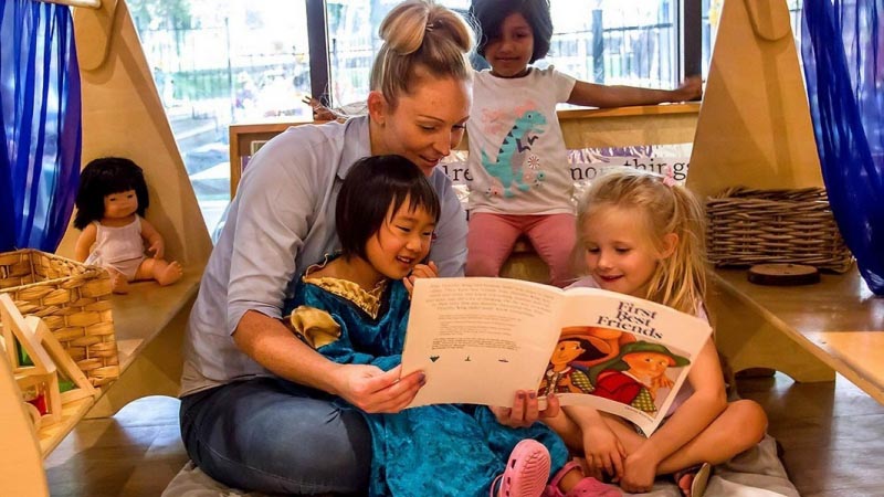 Tips On Raising A Child In A Multi-Cultural Environment - Moms Methods