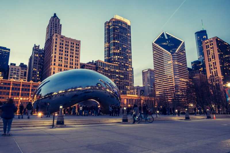 Tips For Attending Business Conferences In Chicago | HowToDoAnything