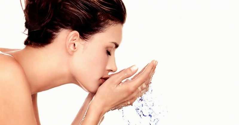 Top 10 Best Face Washes For Combination Skin