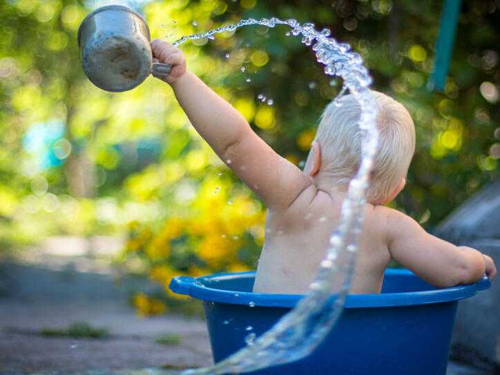 Top 10 Ways To Stay Cool In The Summer Without AC