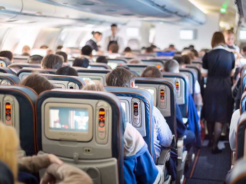 Top 4 Things To Do On Long Flights
