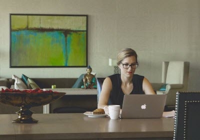 Top 5 Best Laptops Under $700 (November 2017) - Tech Brij