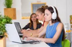 top 7 educational gadgets for students - absolute gizmos