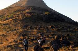 Try THIS ROUTE to Mount Kalsubai, the highest peak of Maharashtra, if you dare!