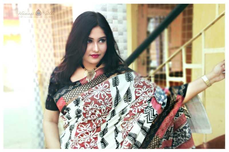 Unnati Silks Weaving Anecdote Of “HANDLOOM FOR WOMAN”