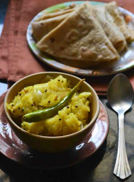 Urulaikilangu / Potato Podimas Recipe