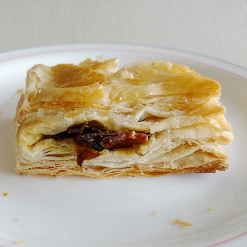 Veg Puffs - FLOURS & FROSTINGS