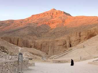VALLEY OF THE KINGS, EGYPT - Ghoomleyaar