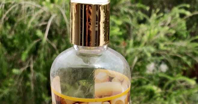 Vaadi Herbals Divine Honey And Sandal Shower Gel - Review