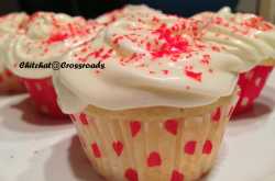 Valentine Special-Lemon raisin cup cake with lemon cream cheese frosting