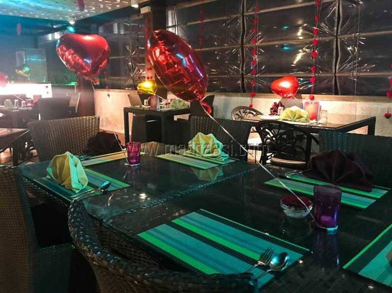 Valentines Day Special Food Review At Ozza, U.B. City, Bangalore